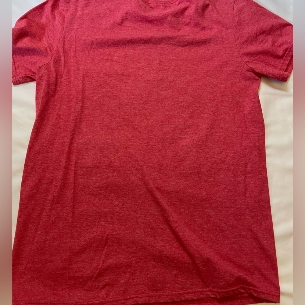 Gildan size medium red Junkin, pickin, paintin shabby chick t-shirt. - Picture 4 of 7